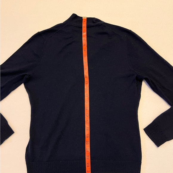 BROOKS BROTHERS dark navy v-neck 100% merino wool soft long sleeve sweater top - Picture 8 of 9